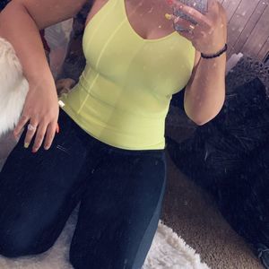 Meet your Posher, Cynthia